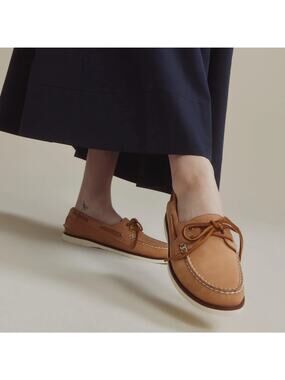 NWT Sperry Gold Cup Authentic Original 2-Eye Boat Shoes Tan Bronzer Leather 5.5